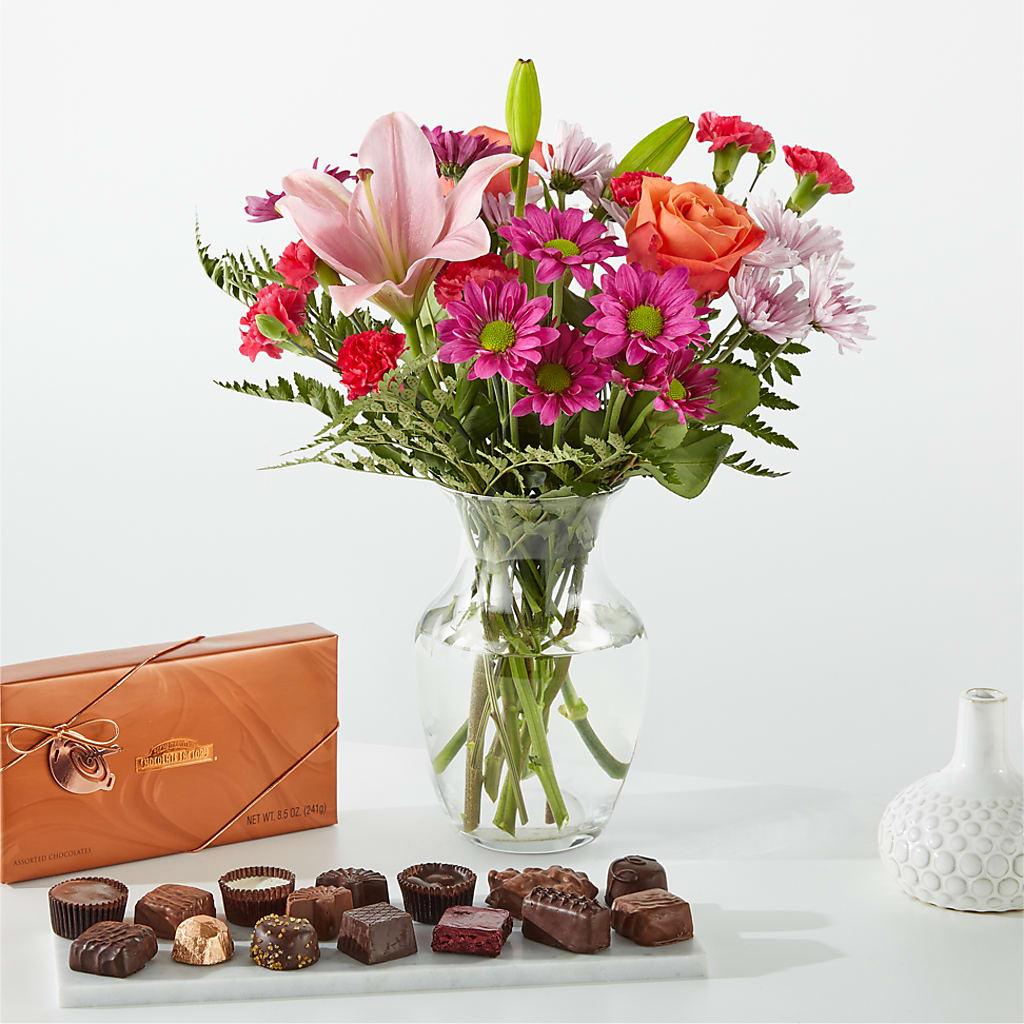 Light of My Life Bouquet and Chocolate Bundle – Daisy Day Florist, Avondale Estates GA