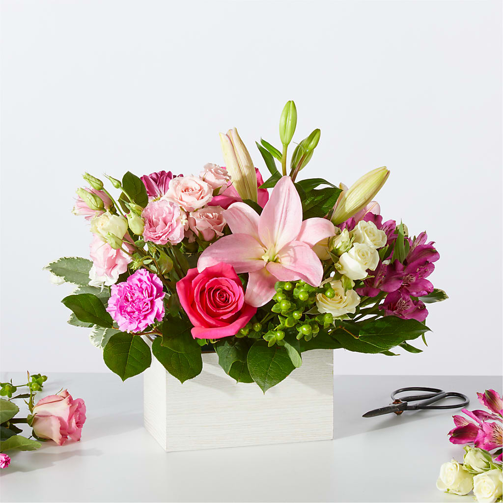 Sweetberry Box – A Florist Original – Daisy Day Florist, Avondale Estates GA