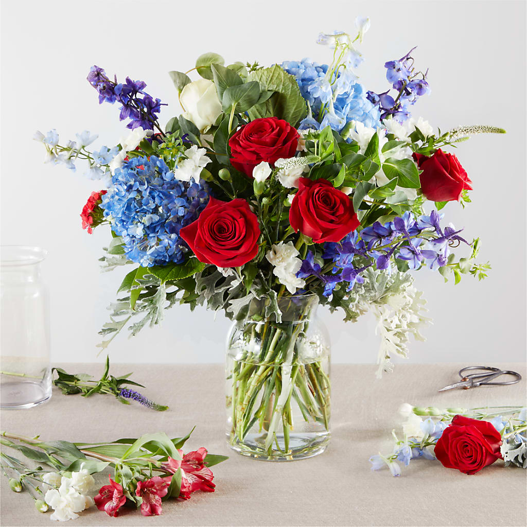 Star Spangled - A Florist Original – Daisy Day Florist, Avondale Estates GA