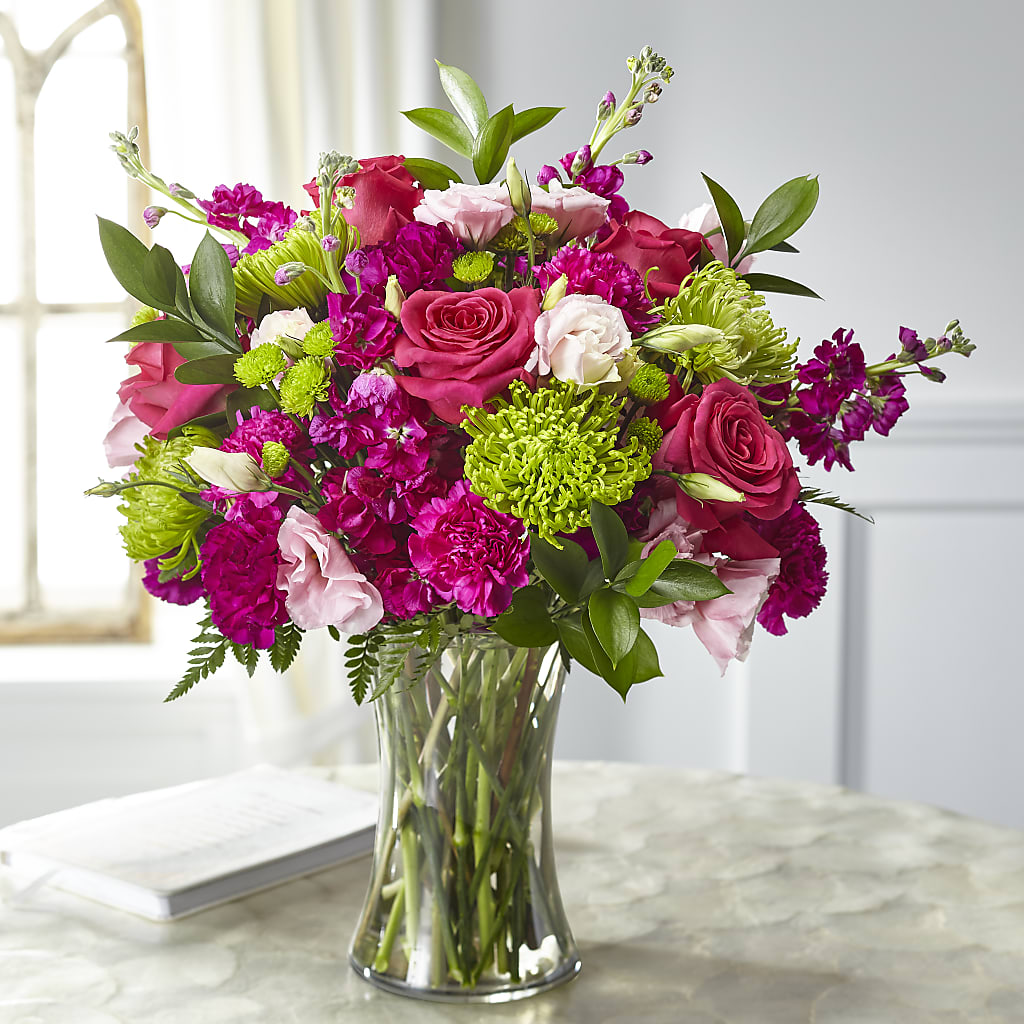 Everlasting Embrace Bouquet – Daisy Day Florist, Avondale Estates GA