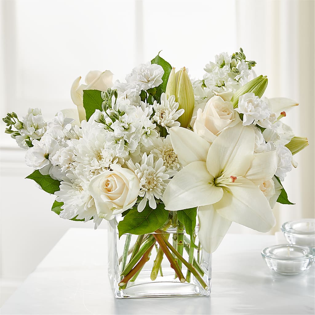 Gentle Breeze Bouquet – Daisy Day Florist, Avondale Estates GA