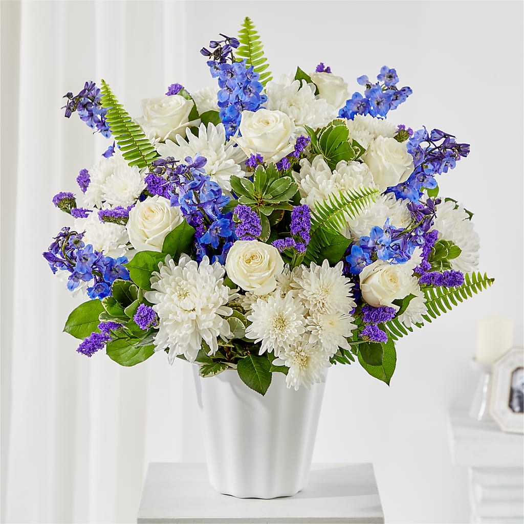 Hold Dear Tabletop Basket – Daisy Day Florist, Avondale Estates GA
