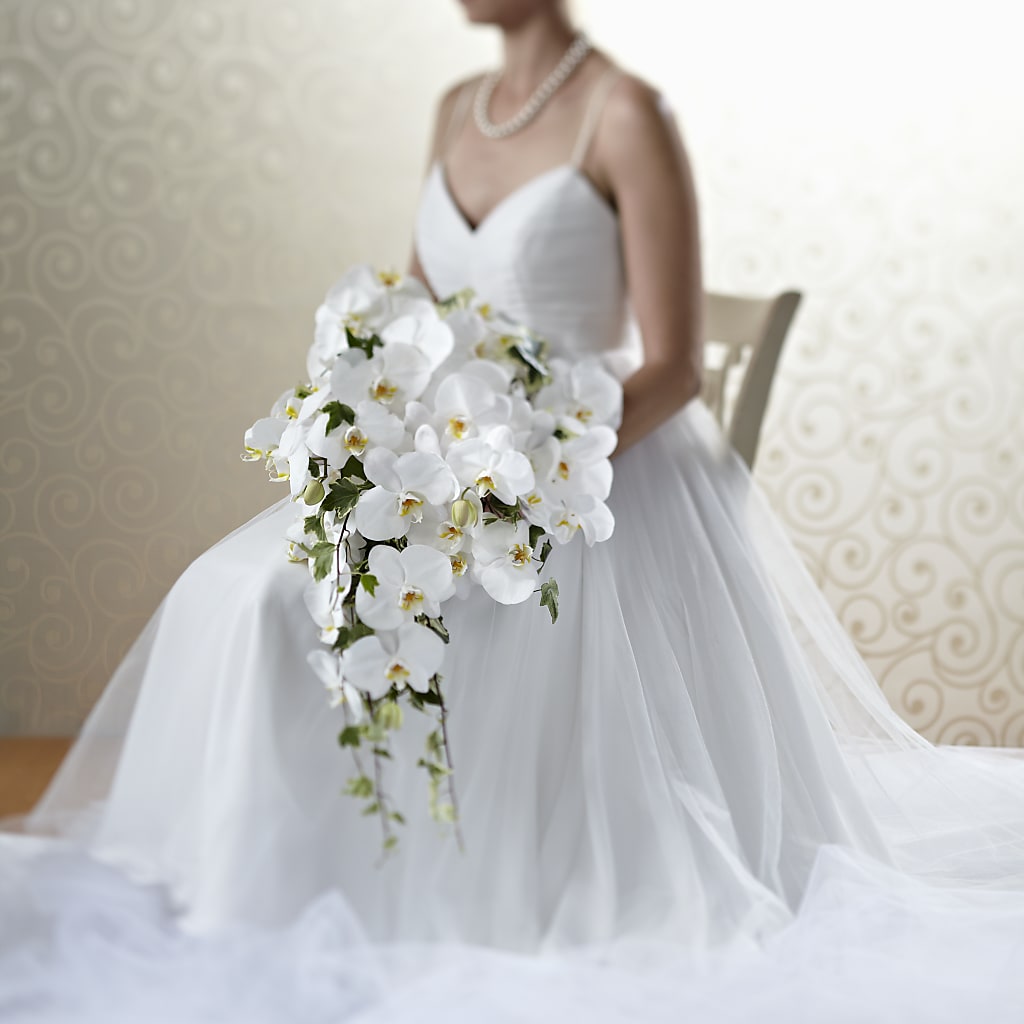 Classic White Bouquet – Daisy Day Florist, Avondale Estates GA