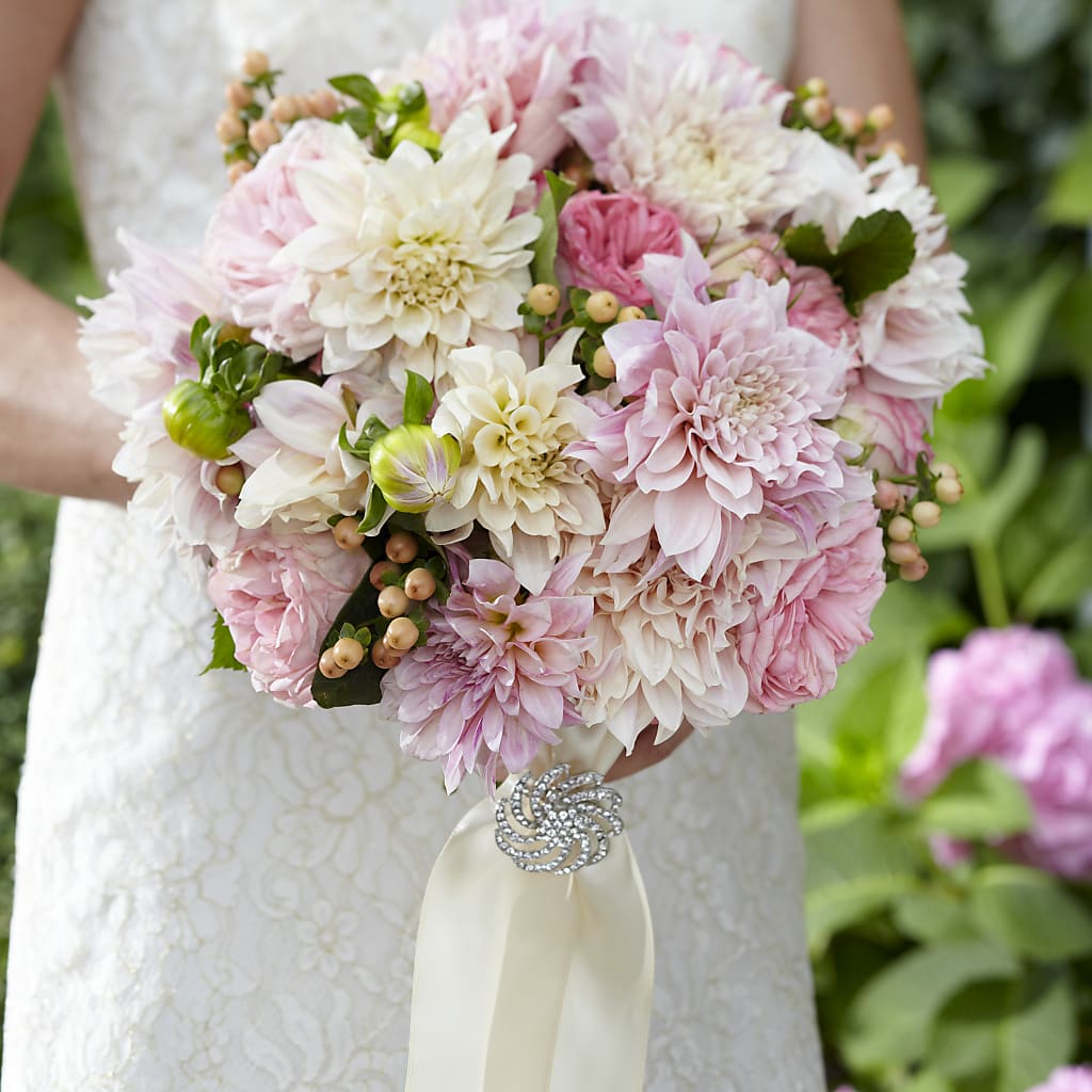 Heart's Promise Bouquet – Daisy Day Florist, Avondale Estates GA