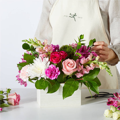 Sweetberry Box – A Florist Original –  Daisy Day Florist, Avondale Estates GA