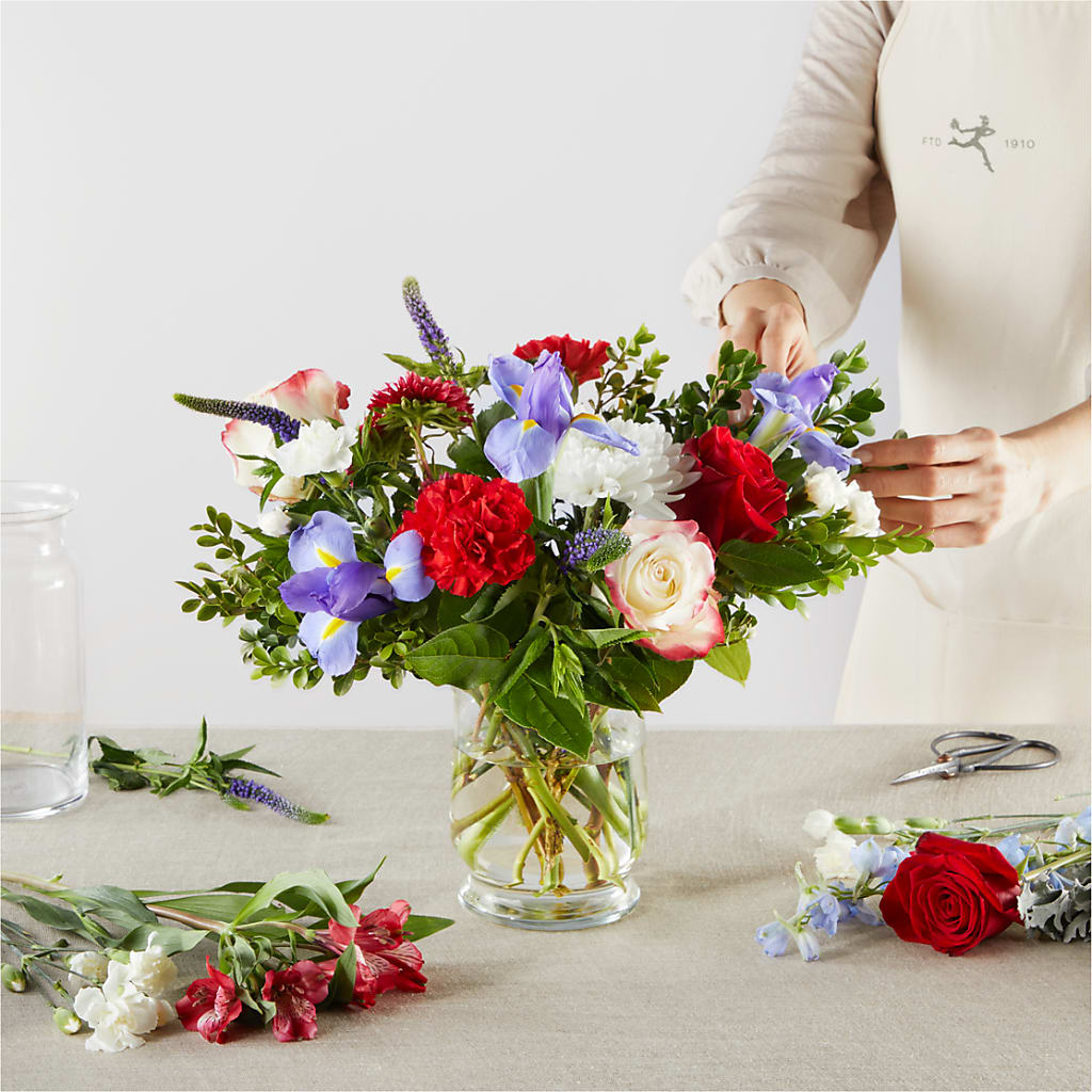 Star Spangled - A Florist Original –  Daisy Day Florist, Avondale Estates GA