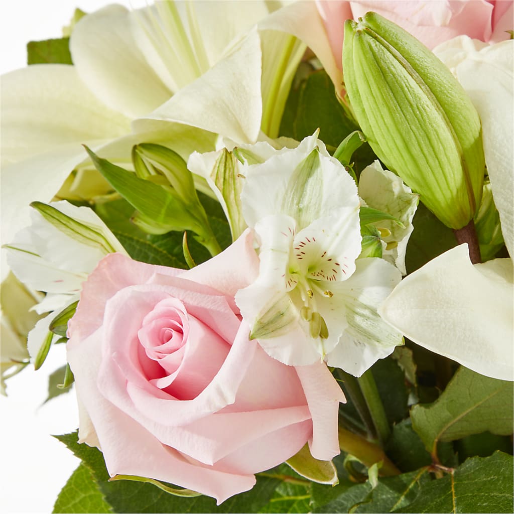 Kindhearted Bouquet –  Daisy Day Florist, Avondale Estates GA